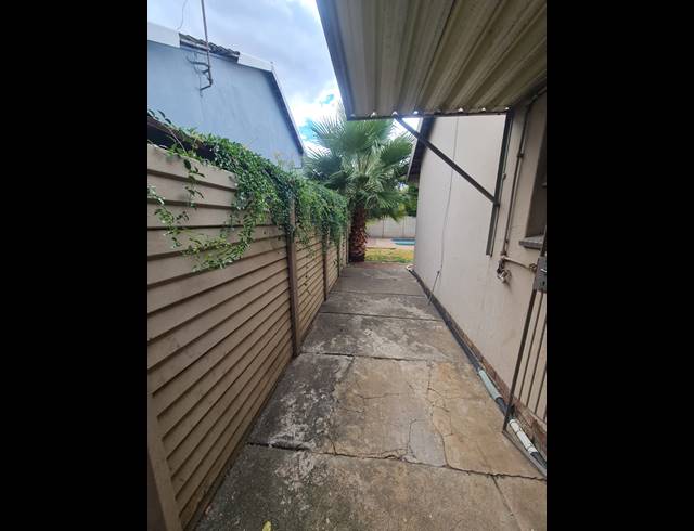 7 BEDROOM HOUSE FOR SALE IN VANDERBIJLPARK CE 5